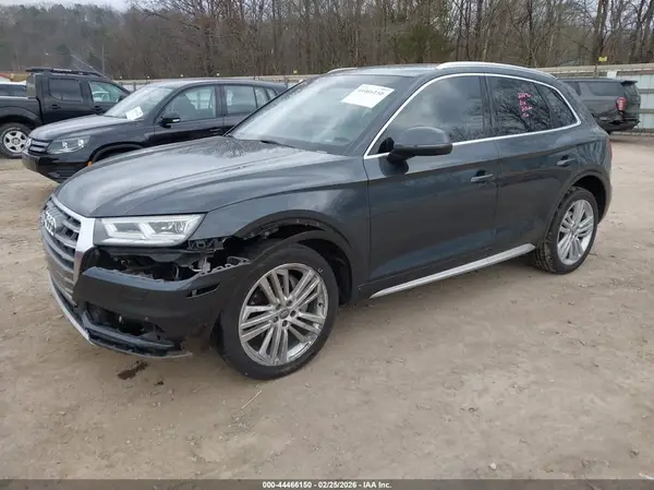 WA1BNAFY3J2107069 2018 AUDI Q5 - Image 2