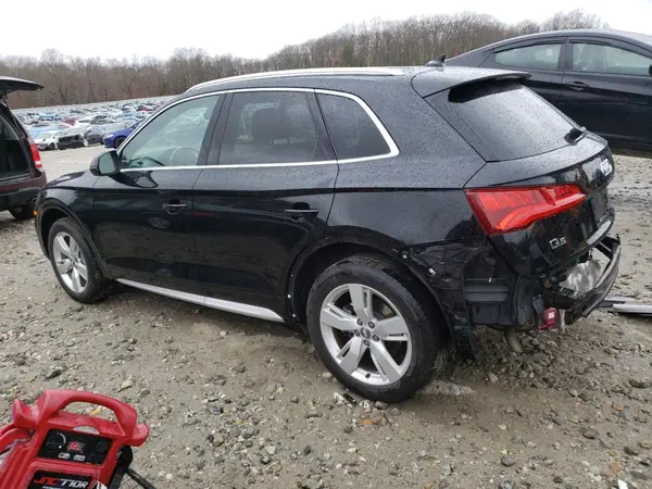 WA1BNAFY3J2111414 2018 AUDI Q5 - Image 2