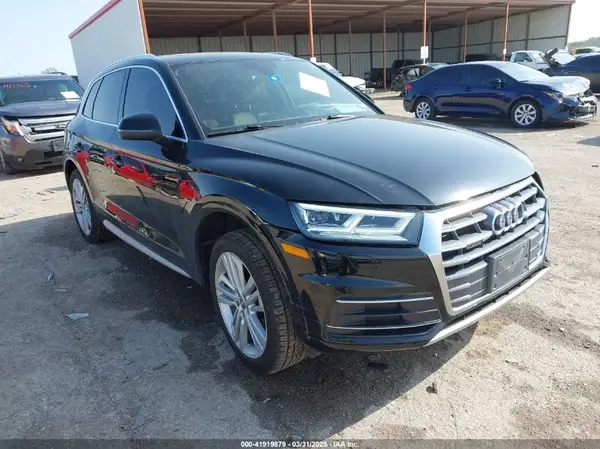 WA1BNAFY3J2113678 2018 AUDI Q5 - Image 1