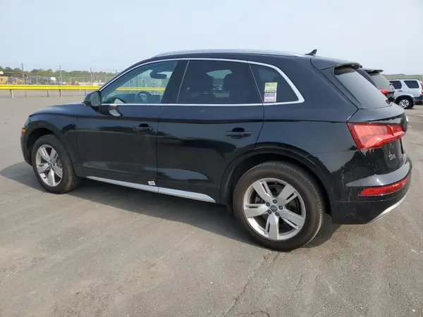 WA1BNAFY3J2140752 2018 AUDI Q5 - Image 2