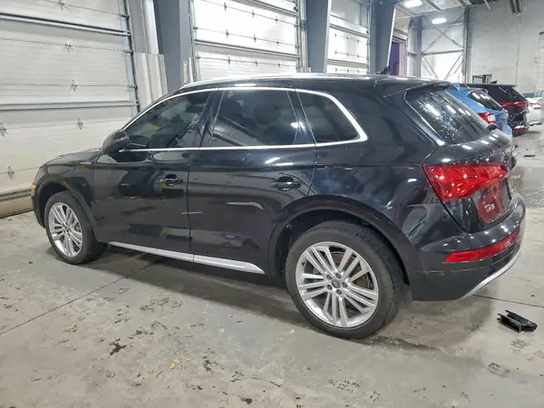 WA1BNAFY3J2171774 2018 AUDI Q5 - Image 2