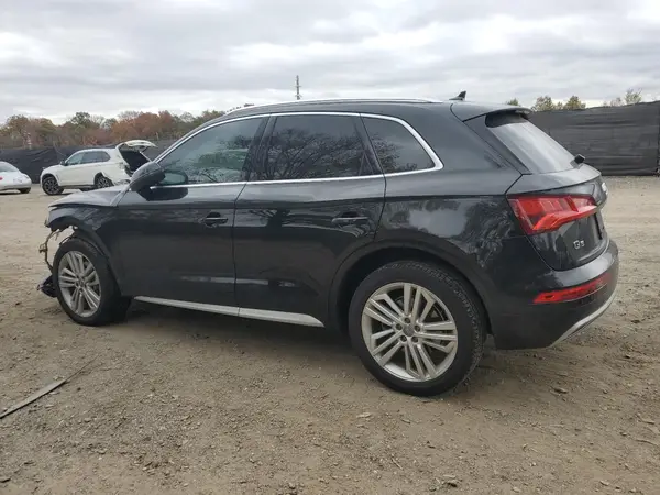 WA1BNAFY3J2173606 2018 AUDI Q5 - Image 2