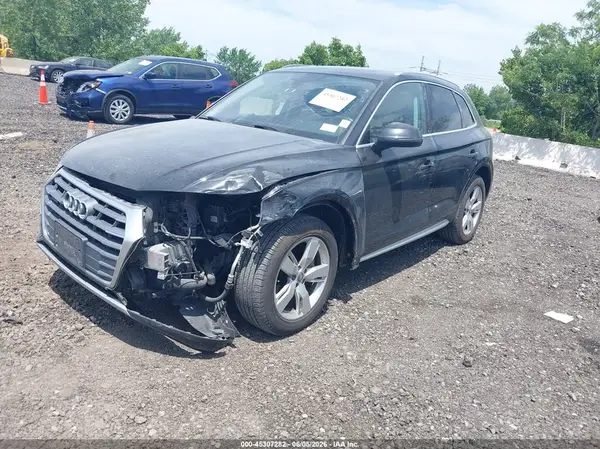WA1BNAFY3J2176604 2018 AUDI Q5 - Image 2