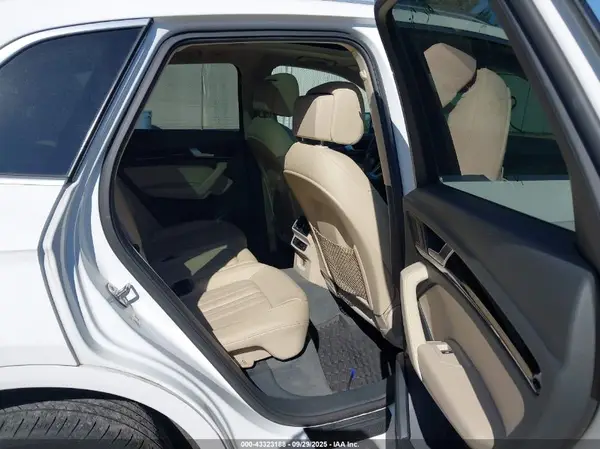 WA1BNAFY3J2189949 2018 AUDI Q5 - Image 8