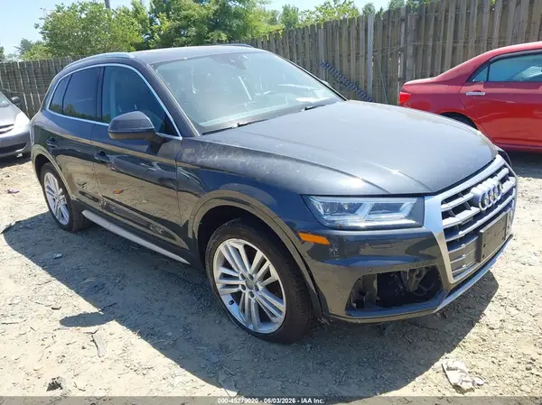 WA1BNAFY3J2194634 2018 AUDI Q5 - Image 1