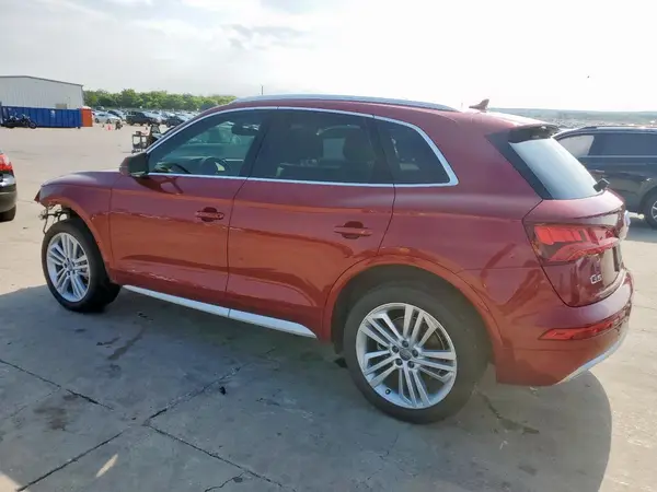 WA1BNAFY3J2205566 2018 AUDI Q5 - Image 2