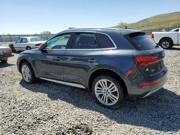 WA1BNAFY3J2212517 2018 AUDI Q5 - Image 2