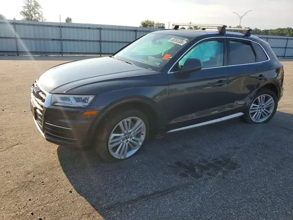 WA1BNAFY3J2220990 2018 AUDI Q5 - Image 1