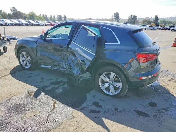 WA1BNAFY3J2222870 2018 AUDI Q5 - Image 2
