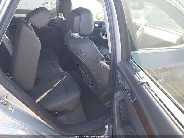 WA1BNAFY3J2226529 2018 AUDI Q5 - Image 8
