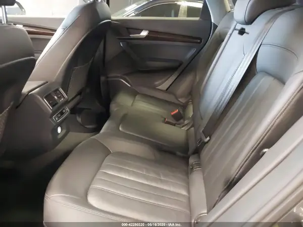 WA1BNAFY3J2238745 2018 AUDI Q5 - Image 8