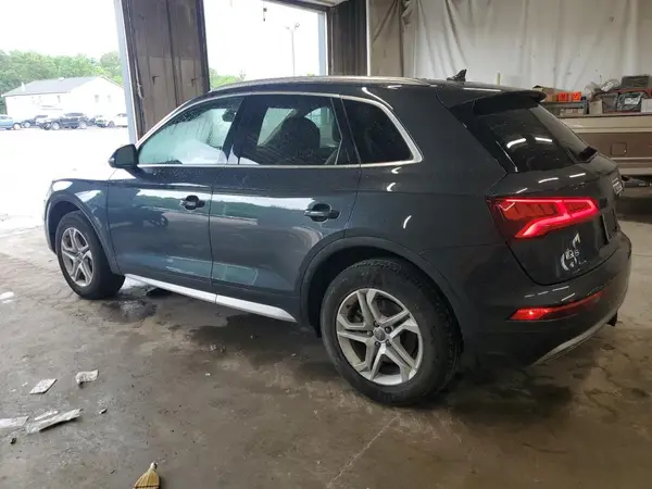 WA1BNAFY3J2241502 2018 AUDI Q5 - Image 2