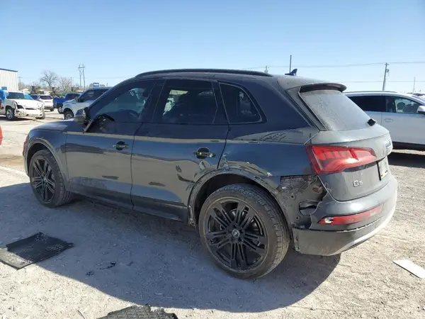 WA1BNAFY3J2247140 2018 AUDI Q5 - Image 2