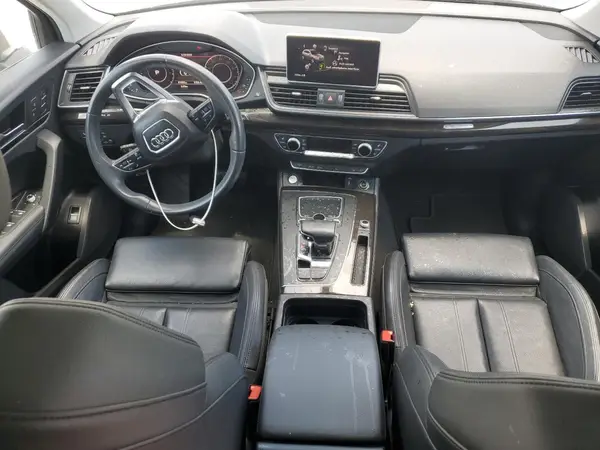 WA1BNAFY3K2026610 2019 AUDI Q5 - Image 8