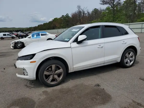 WA1BNAFY3K2028356 2019 AUDI Q5 - Image 1