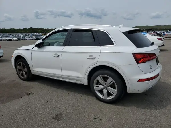 WA1BNAFY3K2028356 2019 AUDI Q5 - Image 2