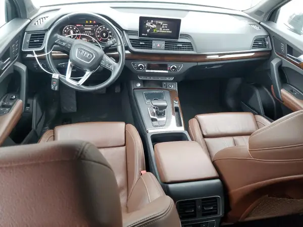 WA1BNAFY3K2031726 2019 AUDI Q5 - Image 8
