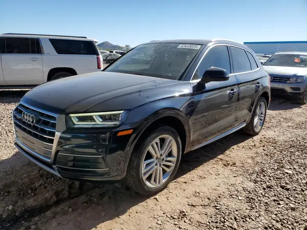 WA1BNAFY3K2041690 2019 AUDI Q5 - Image 1