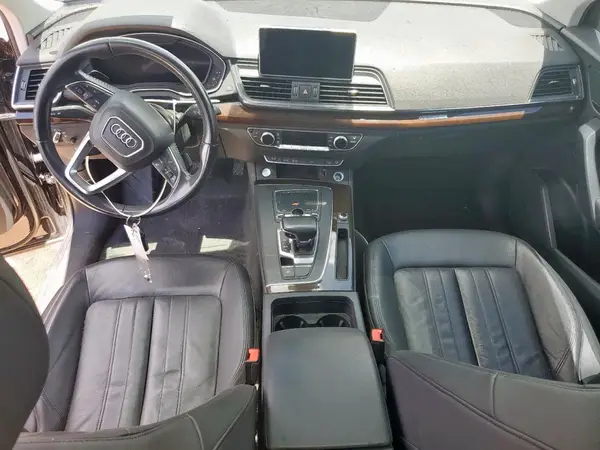 WA1BNAFY3K2046775 2019 AUDI Q5 - Image 8