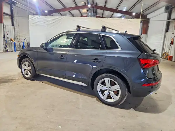 WA1BNAFY3K2047411 2019 AUDI Q5 - Image 2