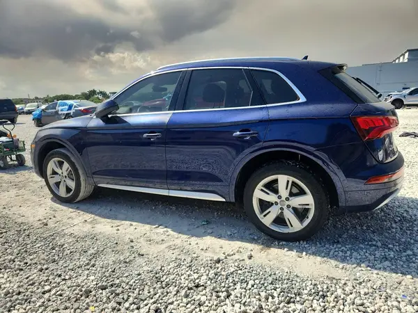 WA1BNAFY3K2050650 2019 AUDI Q5 - Image 2