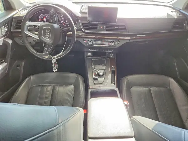 WA1BNAFY3K2054231 2019 AUDI Q5 - Image 8