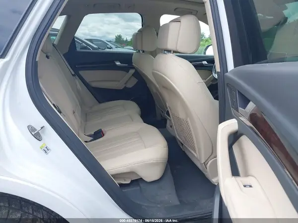 WA1BNAFY3K2066413 2019 AUDI Q5 - Image 8