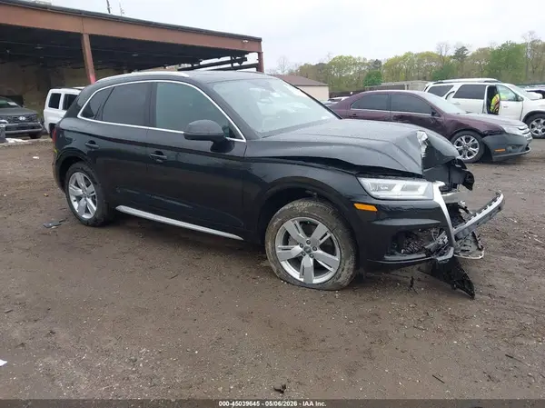 WA1BNAFY3K2067481 2019 AUDI Q5 - Image 1