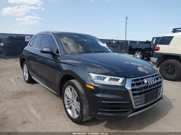 WA1BNAFY3K2069005 2019 AUDI Q5 - Image 1