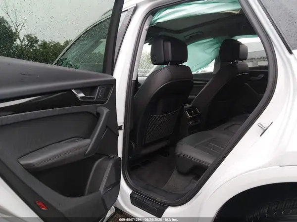 WA1BNAFY3K2077783 2019 AUDI Q5 - Image 8