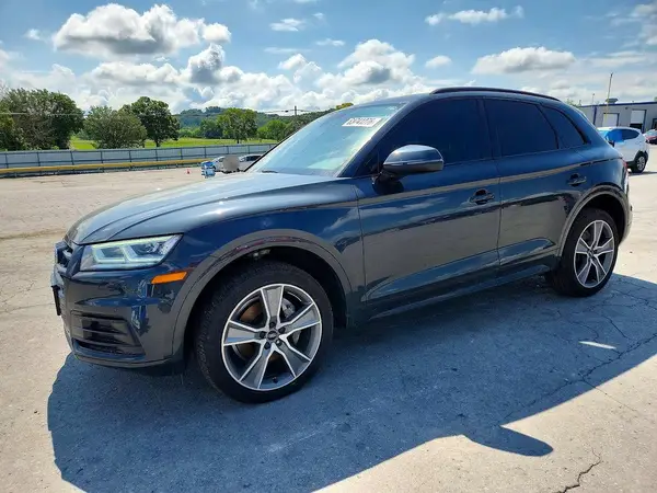 WA1BNAFY3K2082515 2019 AUDI Q5 - Image 1