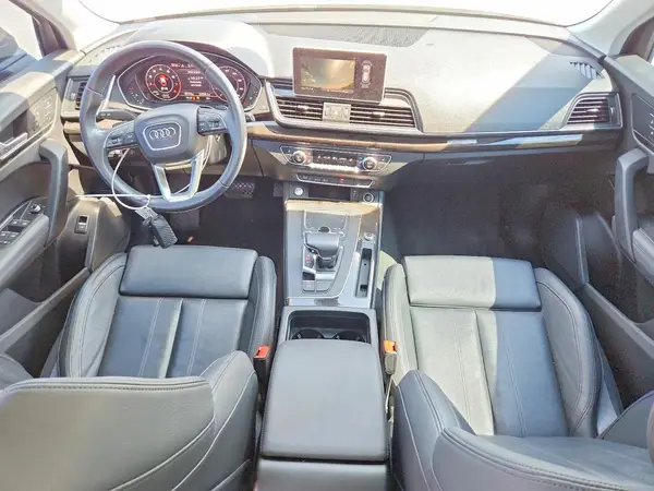 WA1BNAFY3K2082515 2019 AUDI Q5 - Image 8