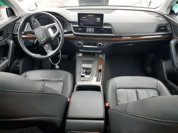 WA1BNAFY3K2084345 2019 AUDI Q5 - Image 8