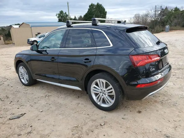 WA1BNAFY3K2086788 2019 AUDI Q5 - Image 2