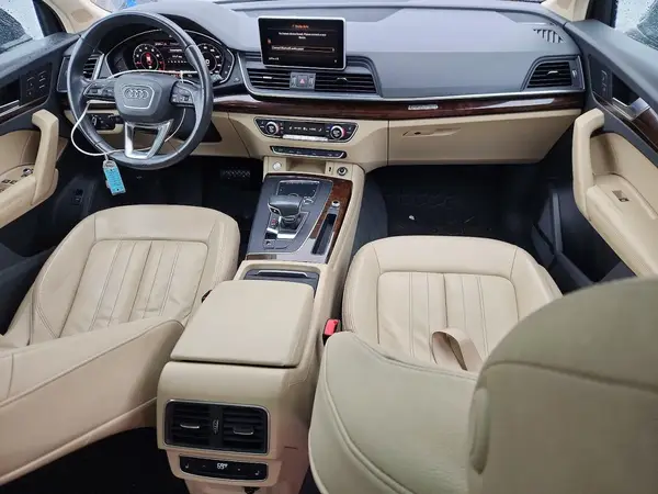 WA1BNAFY3K2090369 2019 AUDI Q5 - Image 8