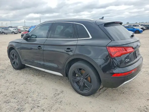 WA1BNAFY3K2093644 2019 AUDI Q5 - Image 2