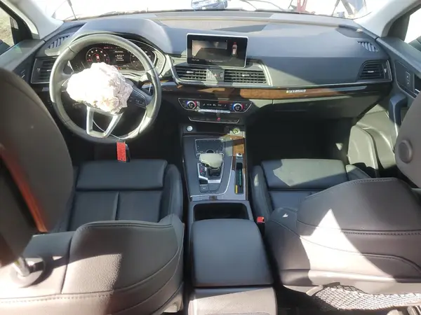 WA1BNAFY3K2096012 2019 AUDI Q5 - Image 8