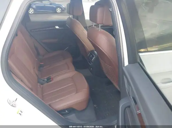 WA1BNAFY3K2098424 2019 AUDI Q5 - Image 8
