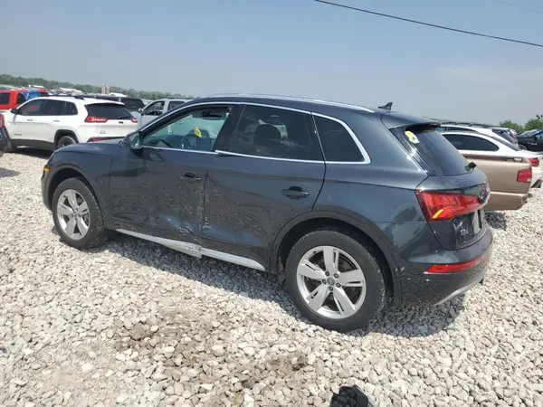 WA1BNAFY3K2101452 2019 AUDI Q5 - Image 2