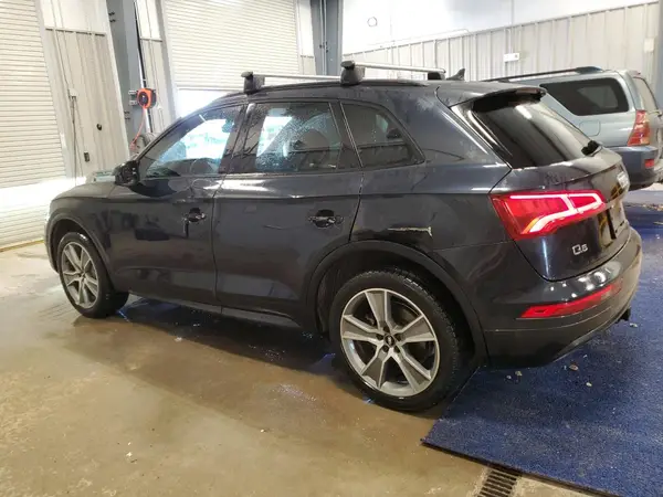 WA1BNAFY3K2112628 2019 AUDI Q5 - Image 2