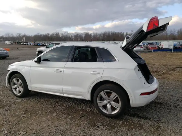 WA1BNAFY3K2124116 2019 AUDI Q5 - Image 2