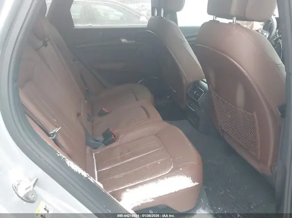 WA1BNAFY3K2129753 2019 AUDI Q5 - Image 8