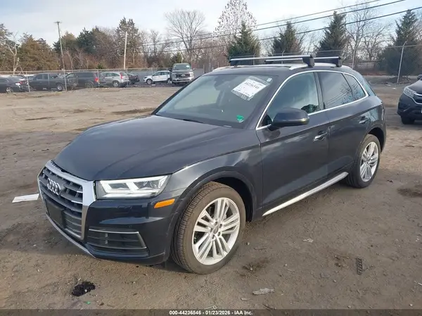WA1BNAFY3K2134595 2019 AUDI Q5 - Image 2