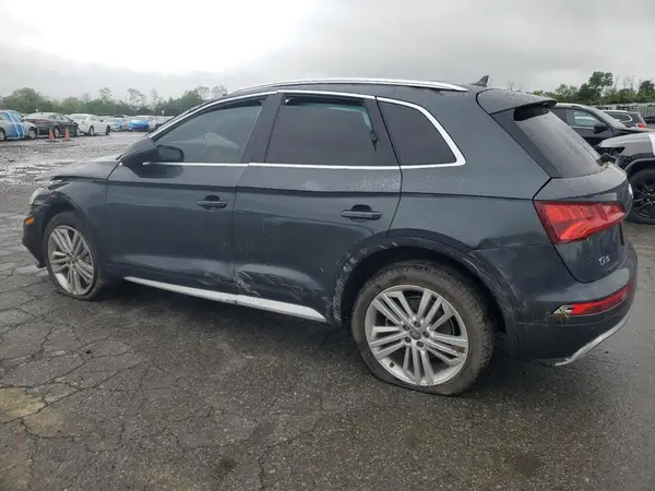 WA1BNAFY3L2036250 2020 AUDI Q5 - Image 2