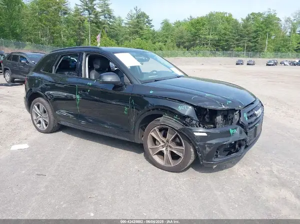WA1BNAFY3L2047491 2020 AUDI Q5 - Image 1