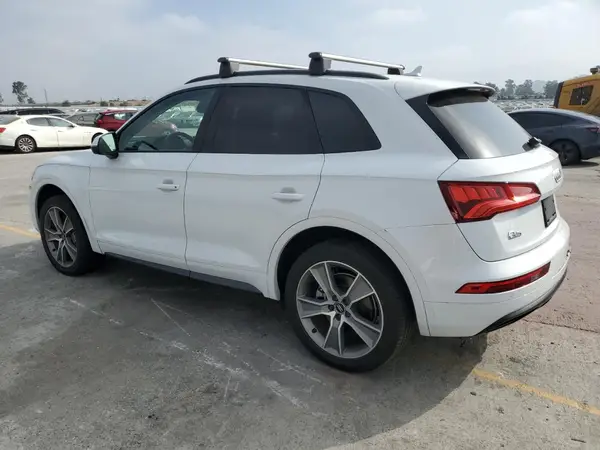 WA1BNAFY3L2067773 2020 AUDI Q5 - Image 2