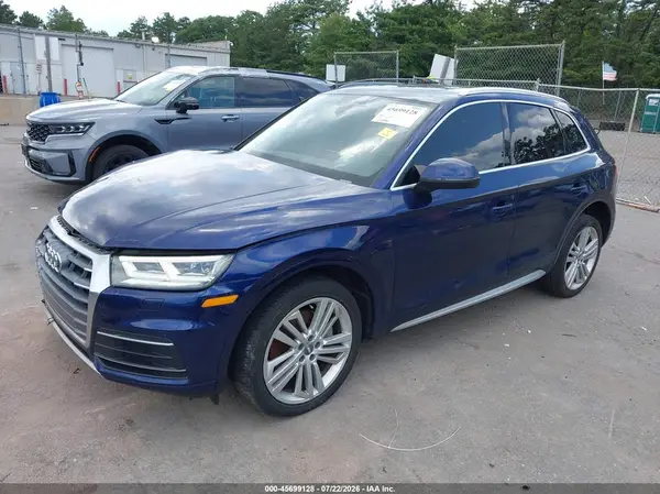 WA1BNAFY4J2004906 2018 AUDI Q5 - Image 2