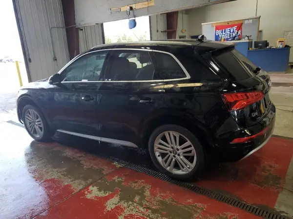 WA1BNAFY4J2009653 2018 AUDI Q5 - Image 2