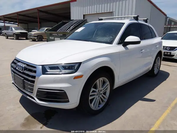 WA1BNAFY4J2011449 2018 AUDI Q5 - Image 2
