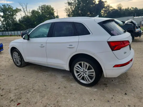 WA1BNAFY4J2011760 2018 AUDI Q5 - Image 2